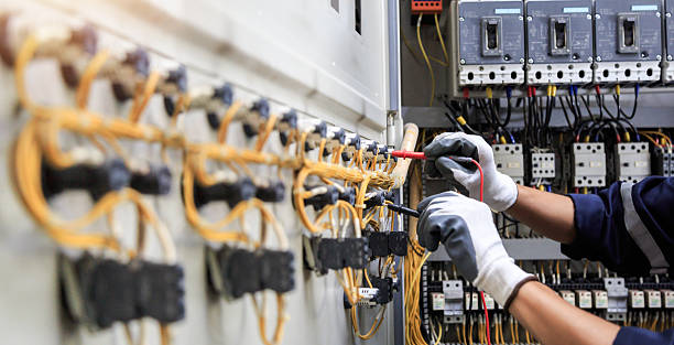 Professional Electrician technician working in Dunkirk, NY